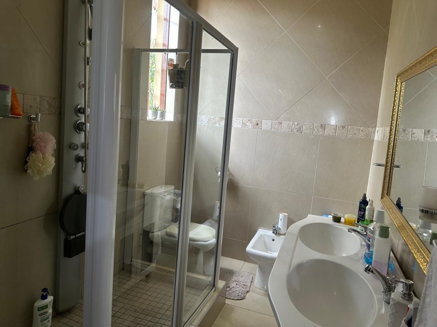 9 Bedroom Property for Sale in Safari Gardens North West